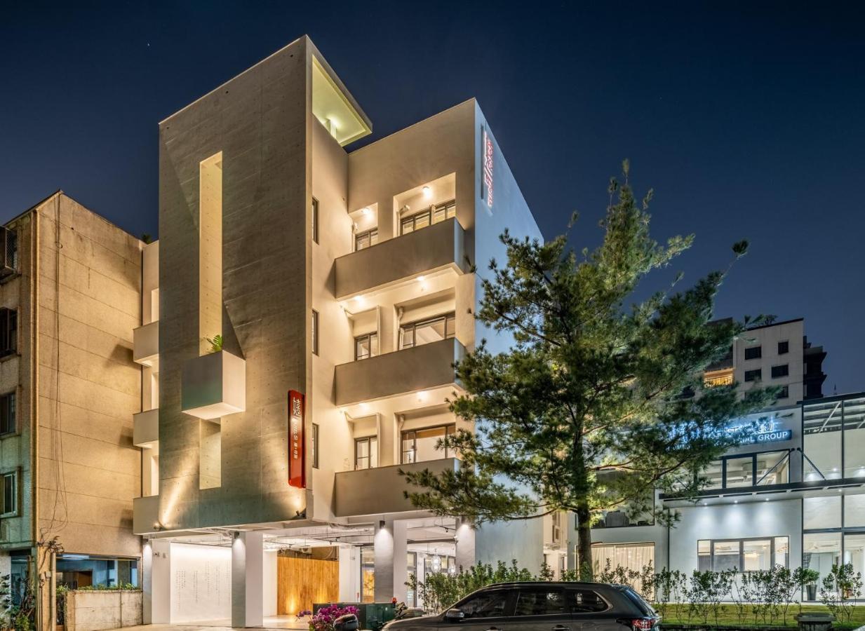 Si Hotel Taichung Exterior photo